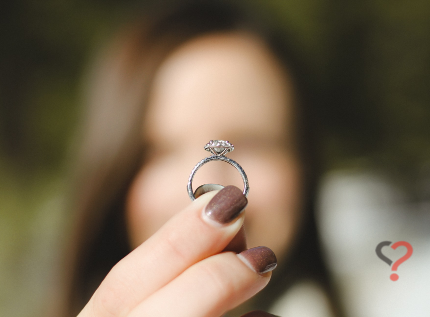girl-holding-ring